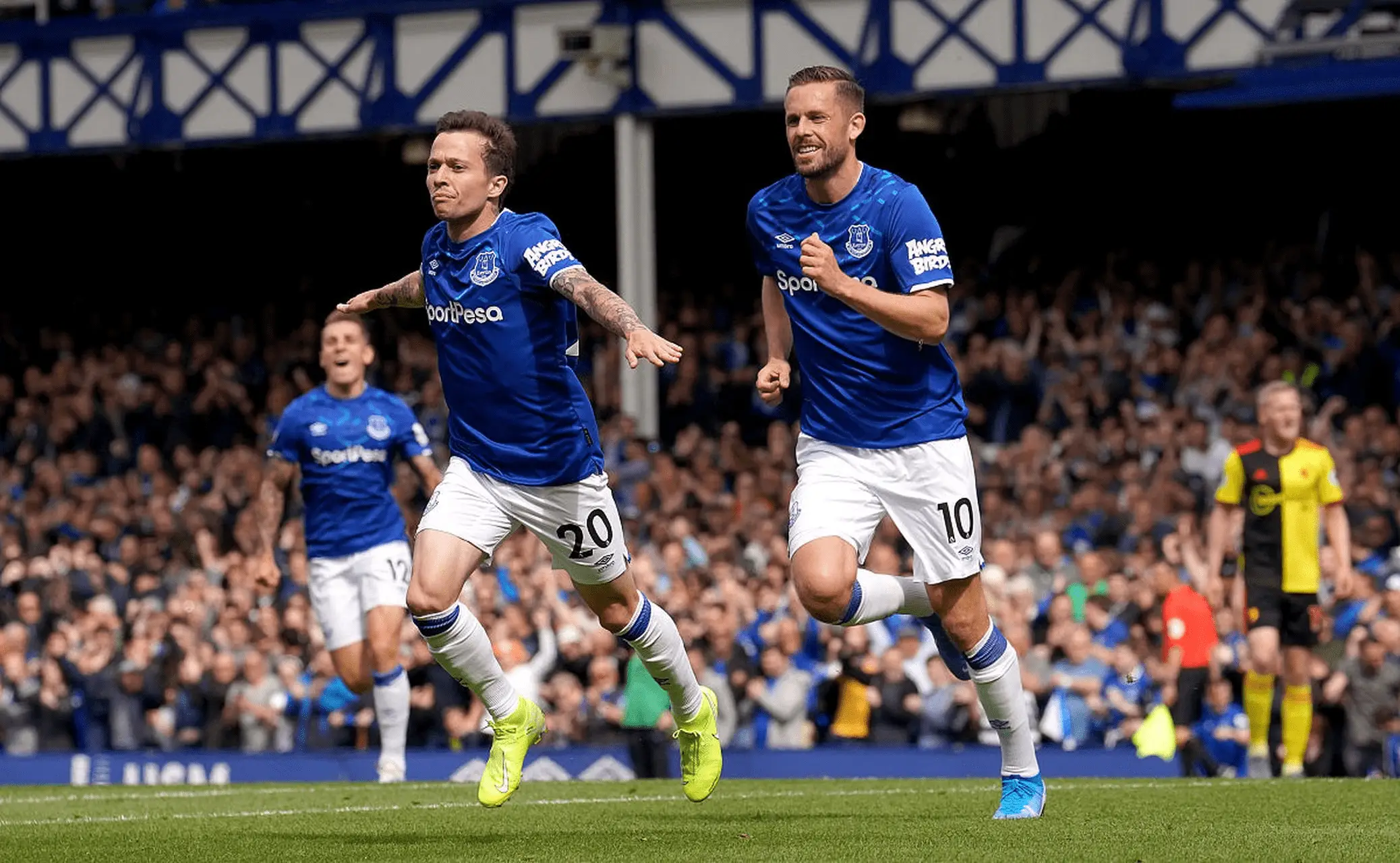 万博全站APP-包含转折点休斯敦火箭伤情更新切尔西今晨止住颓势，迈阿密热火今晚再遭质疑瞬间刷屏的词条