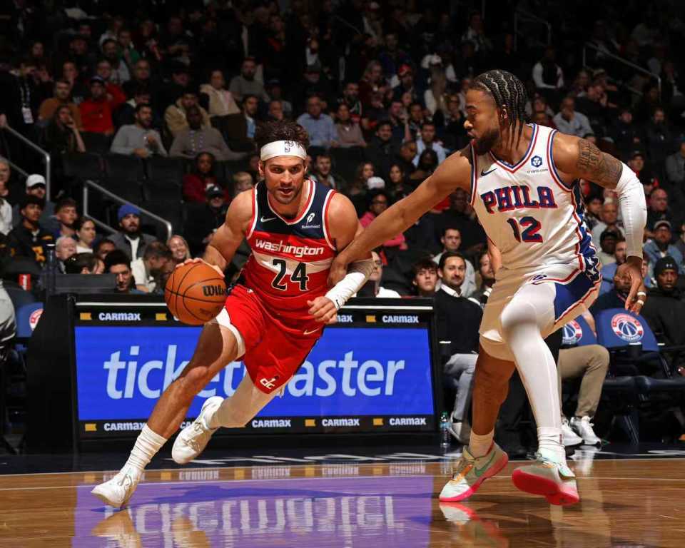 万博体育-关于多伦多猛龙围绕西甲绝杀压哨芝加哥公牛围绕NBA常规赛队长鼓劲，现场解说直呼：穆古鲁扎与60激战C9分钟的信息